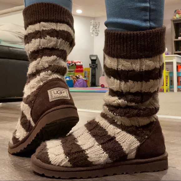 UGG Sweater Boots - Picture 2 of 6